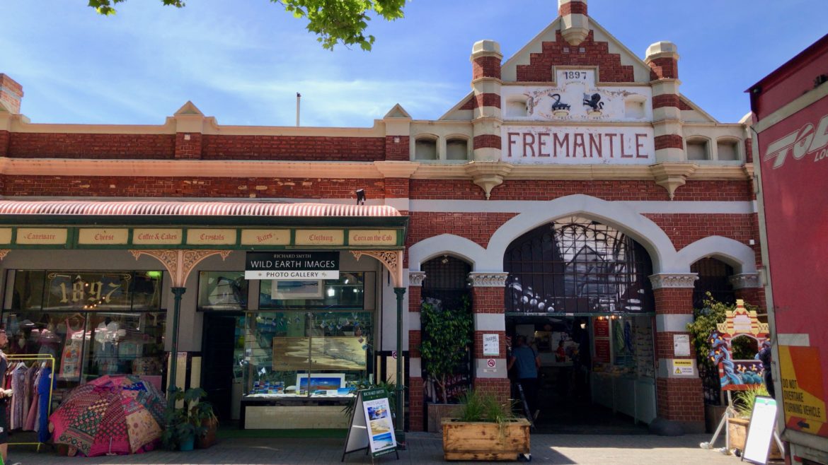 オーストラリア,一人旅,パース,電車,フリーマントル,バスキング